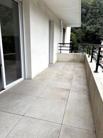 Image No.12-1 Bed Property for sale