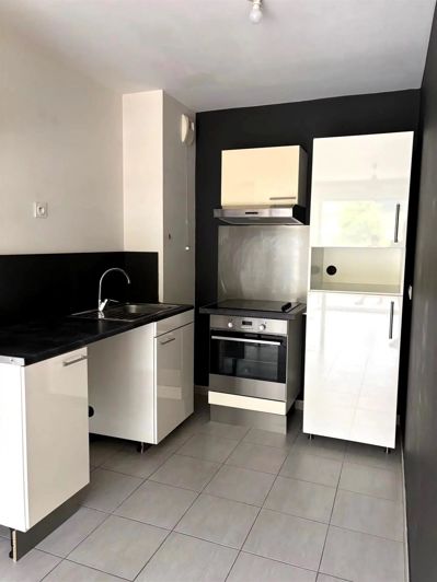 Image No.3-1 Bed Property for sale