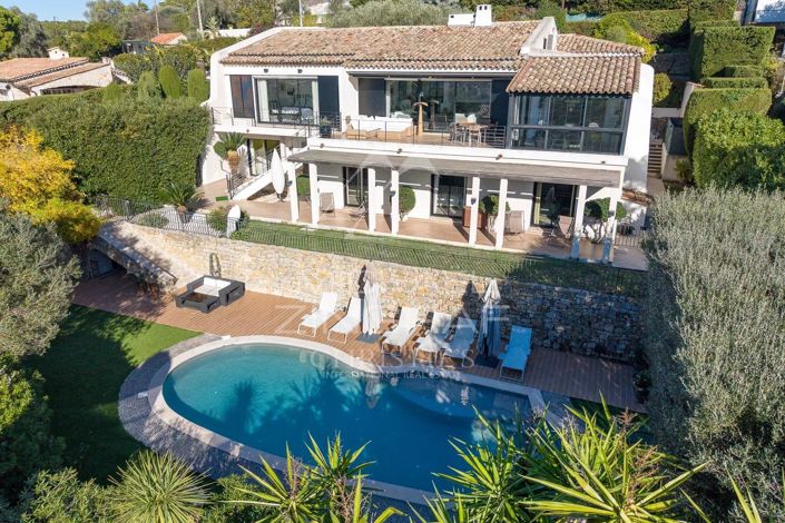 Image No.1-6 Bed House for sale