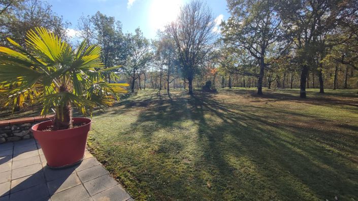 Image No.8-4 Bed House for sale