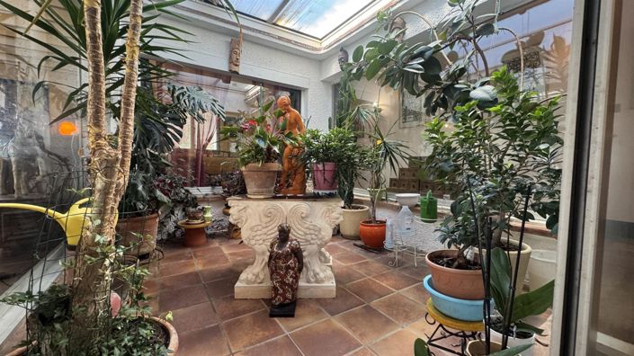 Image No.11-6 Bed House for sale