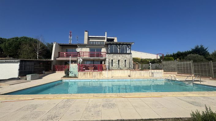 Image No.5-6 Bed House for sale