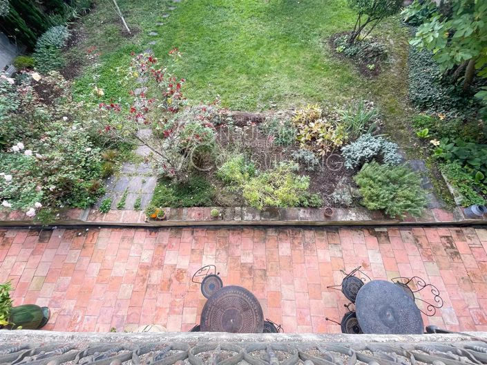 Image No.2-House for sale