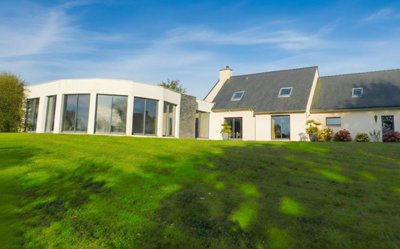1 - Carhaix-Plouguer, House