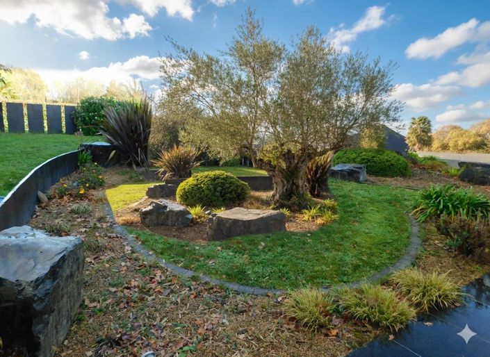 Image No.17-House for sale