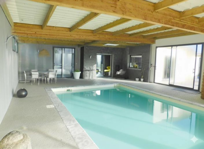 Image No.3-5 Bed House for sale