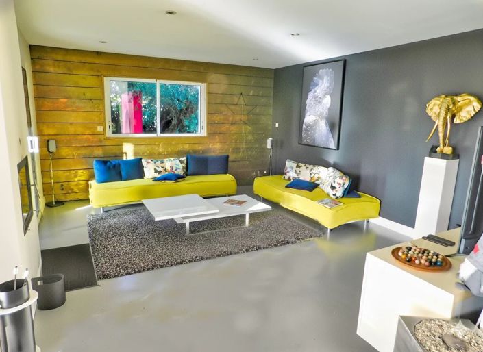 Image No.6-5 Bed House for sale
