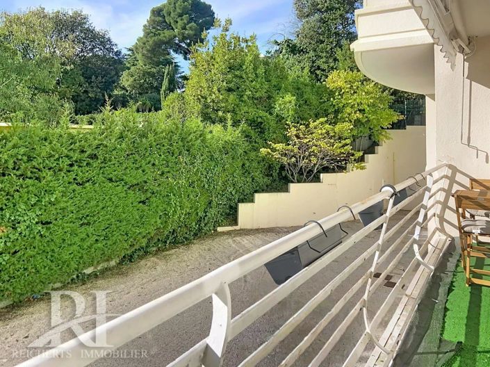 Image No.3-Propriété de 1 chambre à vendre à Cannes