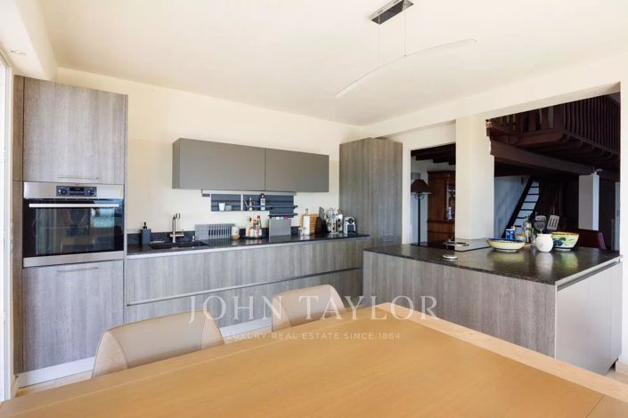 Image No.11-4 Bed House for sale