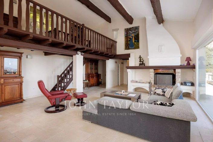 Image No.9-4 Bed House for sale