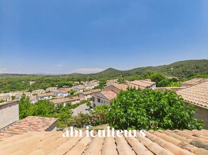 Image No.3-3 Bed Property for sale