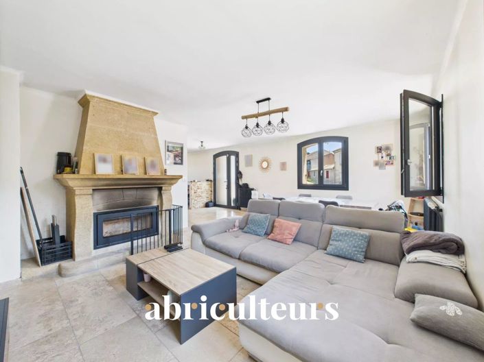 Image No.6-3 Bed Property for sale