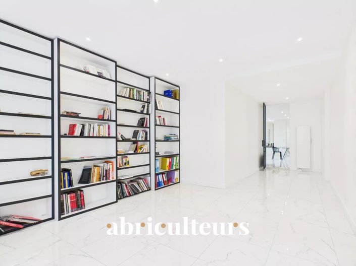 Image No.9-1 Bed Property for sale