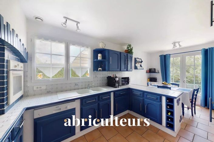 Image No.7-4 Bed House for sale