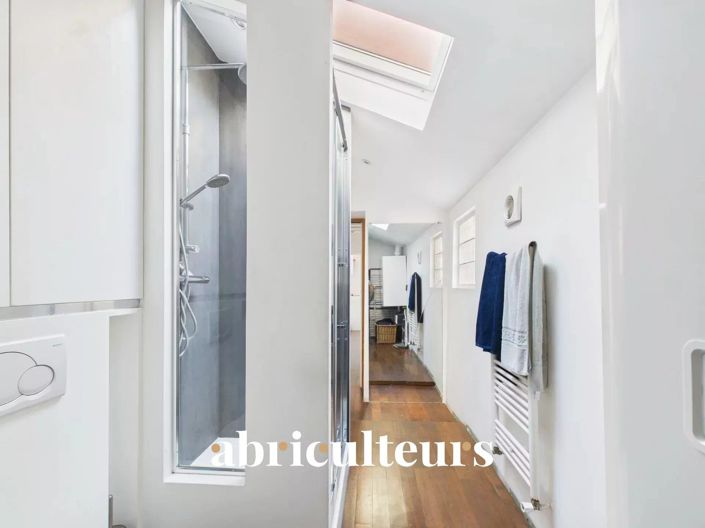 Image No.18-3 Bed House for sale