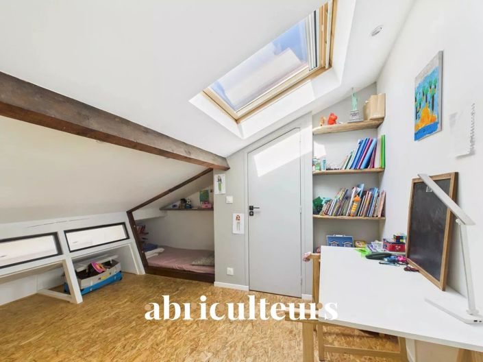 Image No.21-3 Bed House for sale