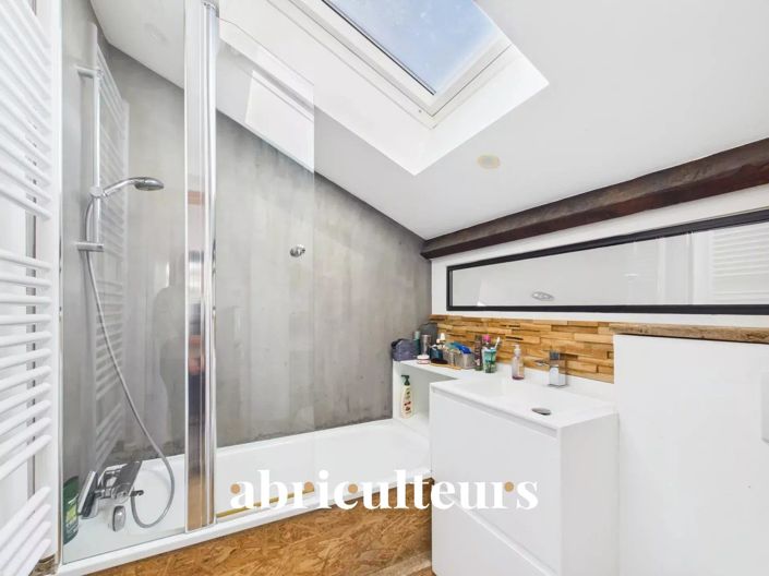 Image No.26-3 Bed House for sale