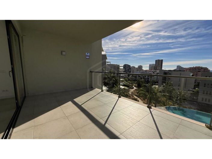 Image No.22-2 Bed Property for sale