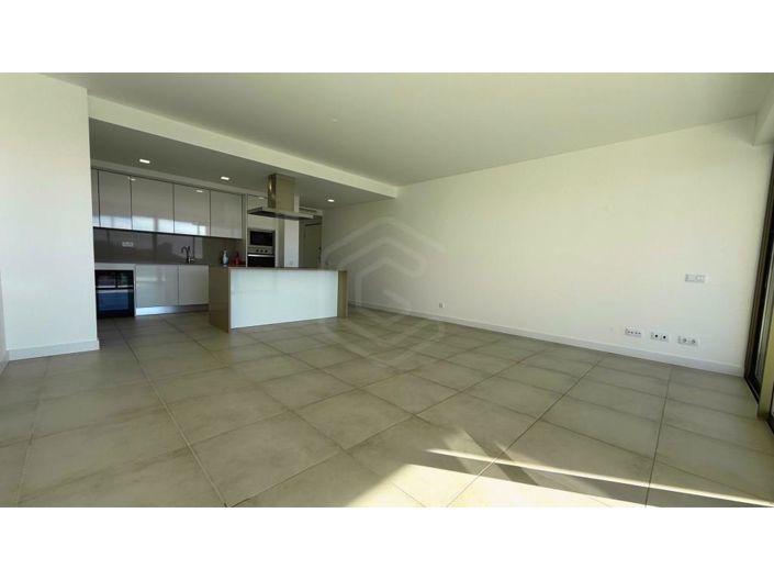 Image No.8-2 Bed Property for sale