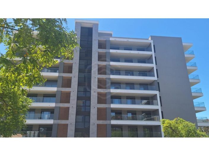 Image No.14-Propriété de 2 chambres à vendre à Faro City