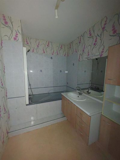 Image No.8-Propriété de 2 chambres à vendre à Bourgueil