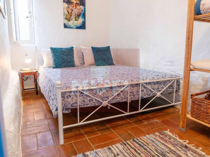 Image No.10-3 Bed House for sale