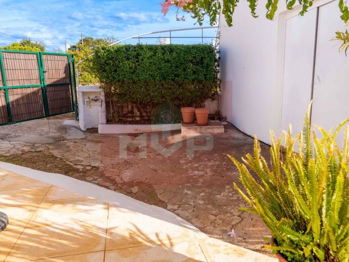 Image No.20-3 Bed House for sale