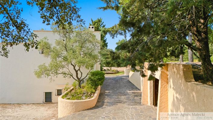 Image No.9-6 Bed House for sale