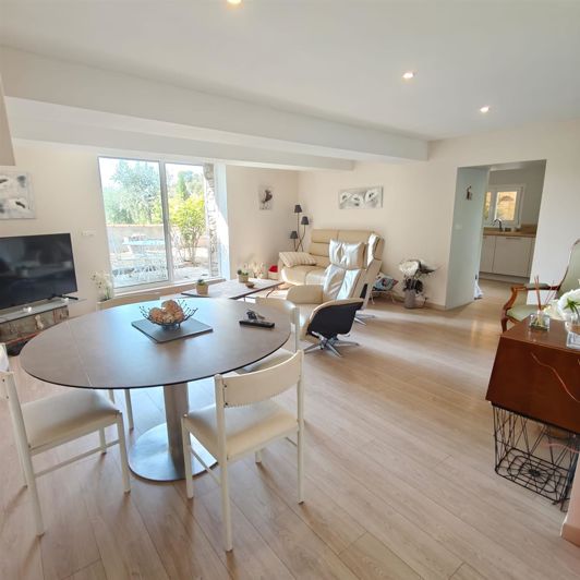 Image No.3-3 Bed House for sale