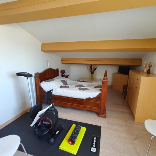 Image No.8-3 Bed House for sale