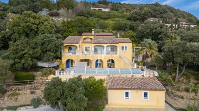 Maison de 4 chambres à vendre à Sainte-Maxime