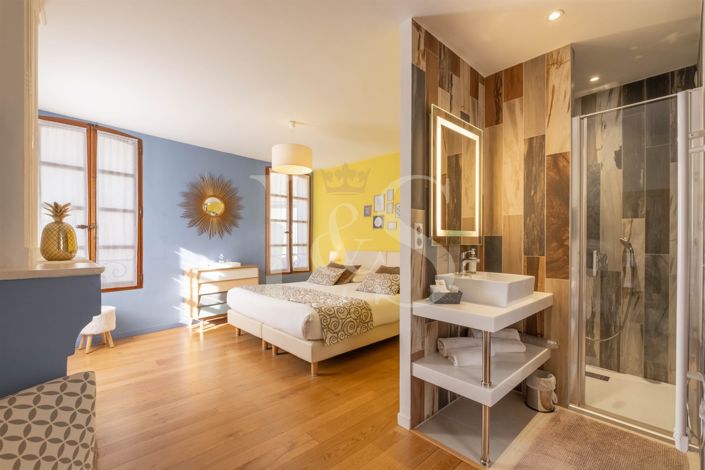 Image No.15-7 Bed House for sale