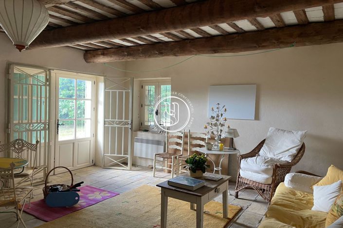 Image No.9-3 Bed House for sale