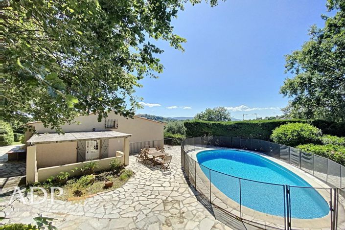 Image No.11-5 Bed House for sale