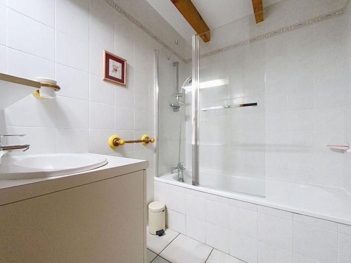 Image No.6-1 Bed Property for sale