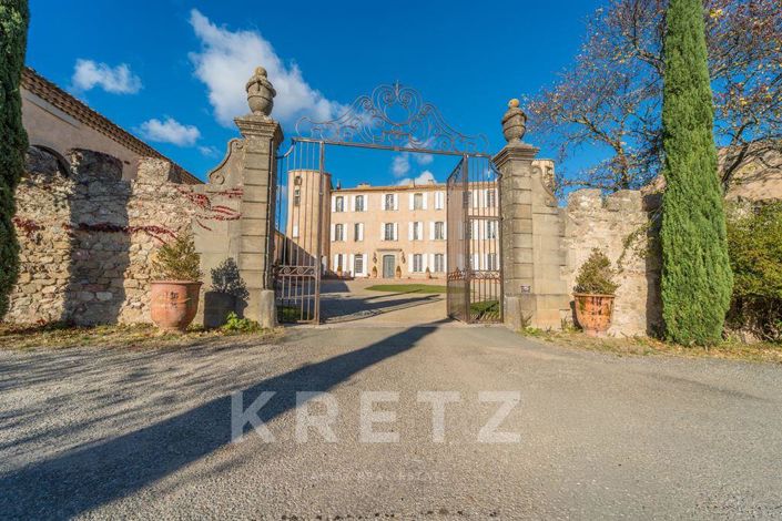 Image No.20-13 Bed Property for sale