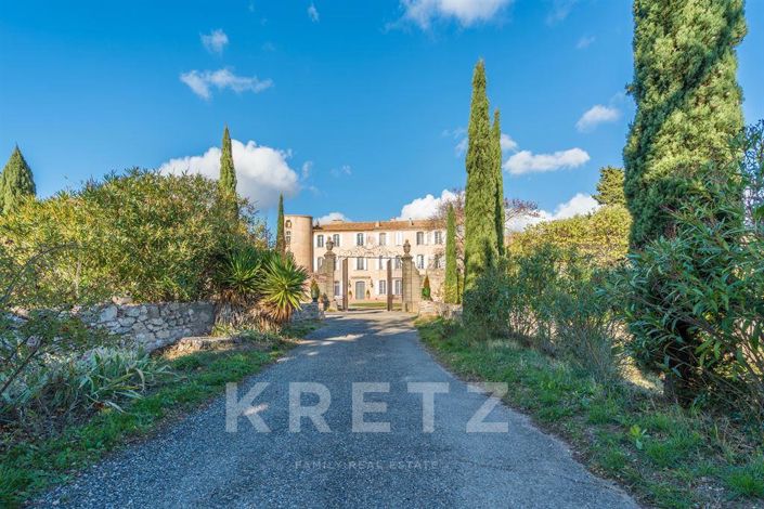 Image No.6-13 Bed Property for sale