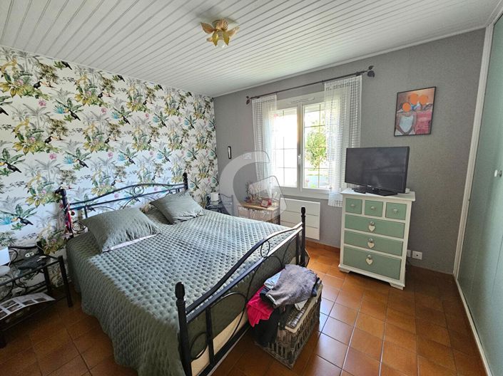 Image No.8-3 Bed House for sale