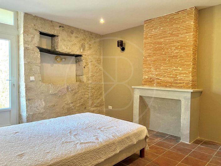 Image No.17-8 Bed House for sale