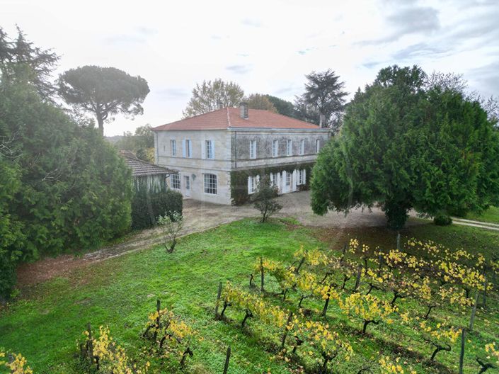 Image No.18-7 Bed House for sale