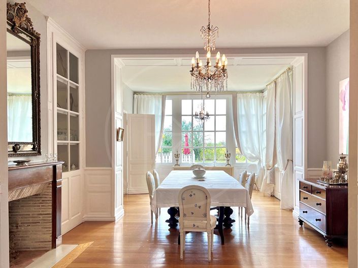 Image No.5-7 Bed House for sale