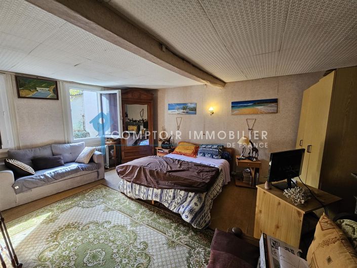 Image No.5-2 Bed House for sale