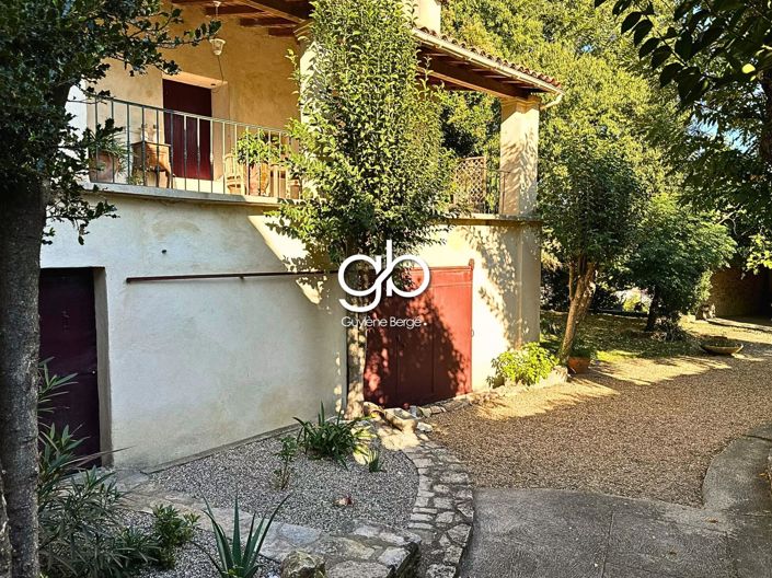 Image No.5-5 Bed House for sale