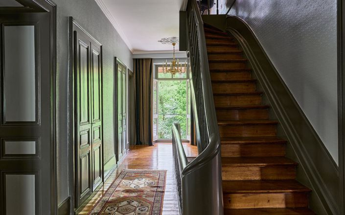 Image No.17-4 Bed House for sale