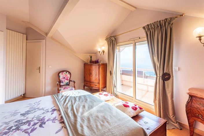 Image No.14-5 Bed House for sale