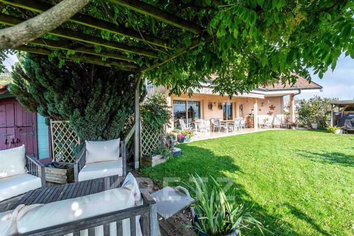 Image No.16-5 Bed House for sale