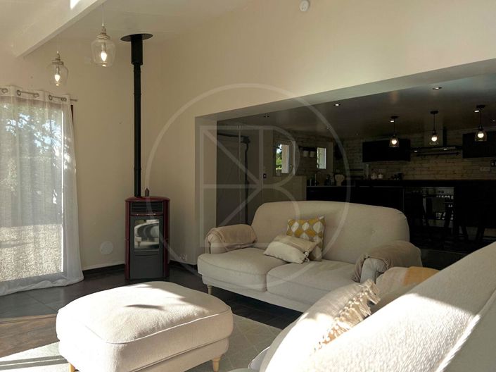 Image No.5-3 Bed House for sale