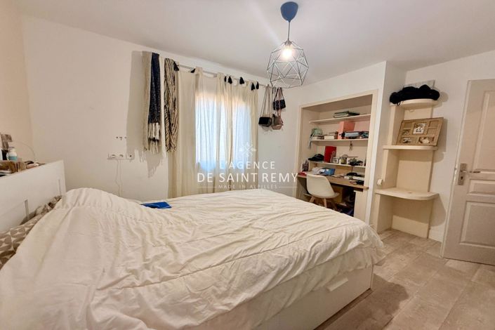 Image No.11-3 Bed House for sale