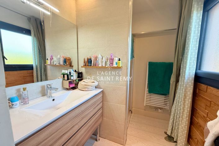 Image No.12-3 Bed House for sale