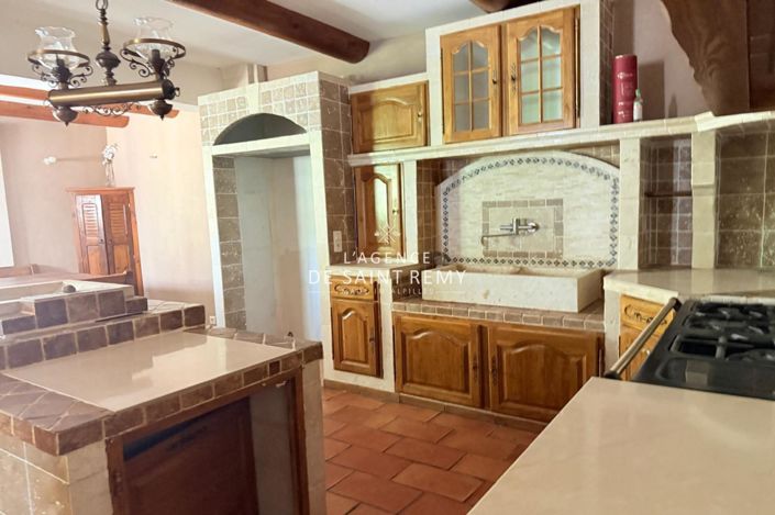 Image No.2-6 Bed House for sale